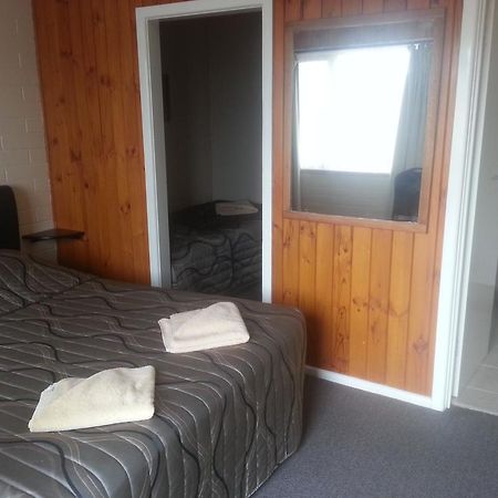 Nhill Oasis Motel Экстерьер фото