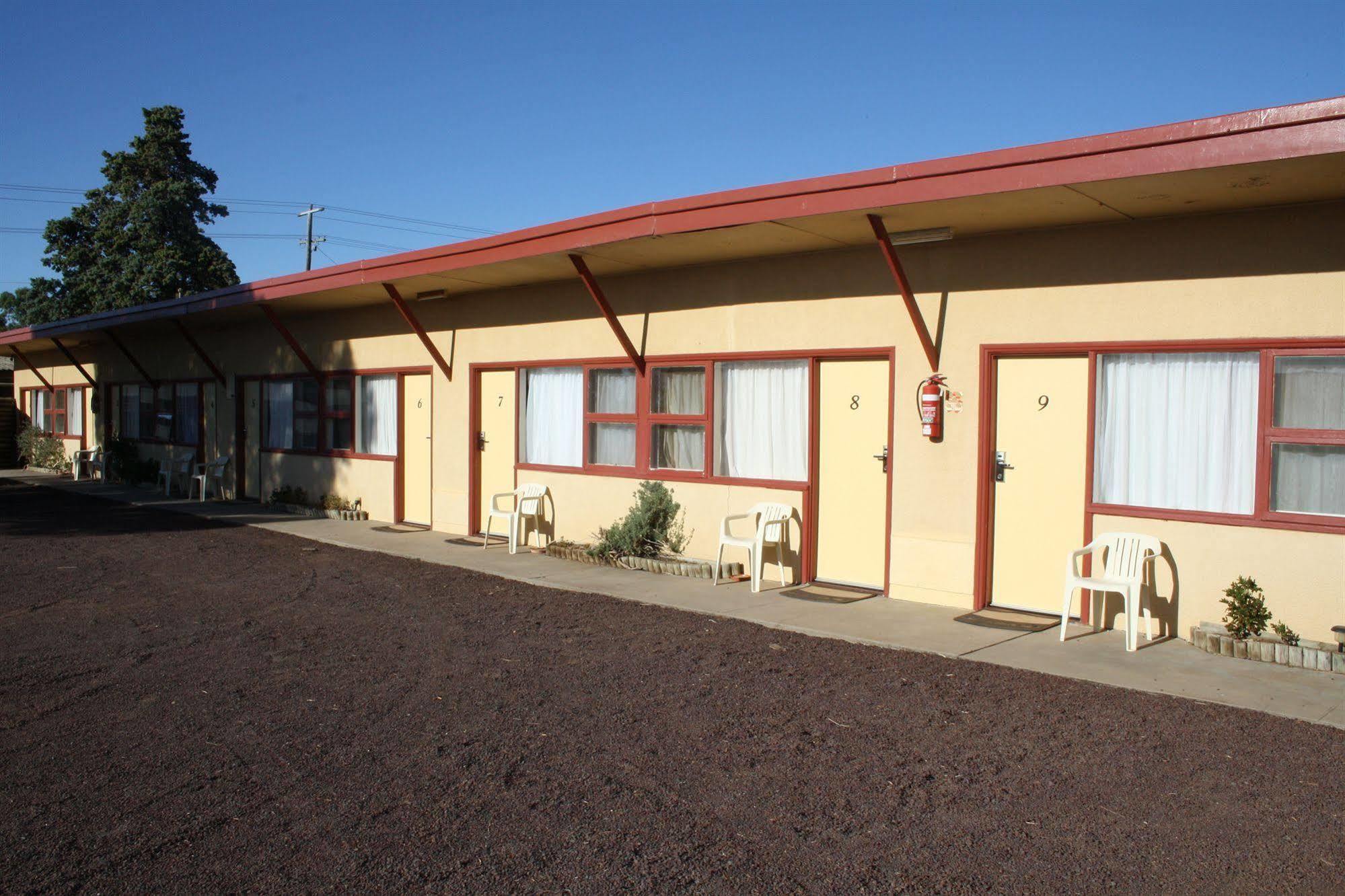 Nhill Oasis Motel Экстерьер фото